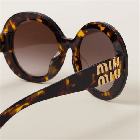 miu miu sonnenbrille rot|Miu Miu Glimpse Sonnenbrille Etruskisch.